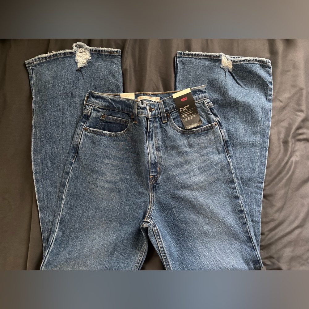 Levi's Women's Flare Jeans in Classic Blue They Are To Big On Me